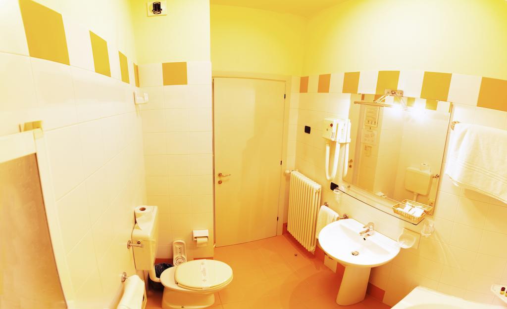 Master Hotel Castelvetro Piacentino المظهر الخارجي الصورة