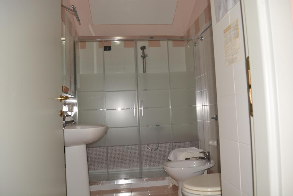 Master Hotel Castelvetro Piacentino المظهر الخارجي الصورة