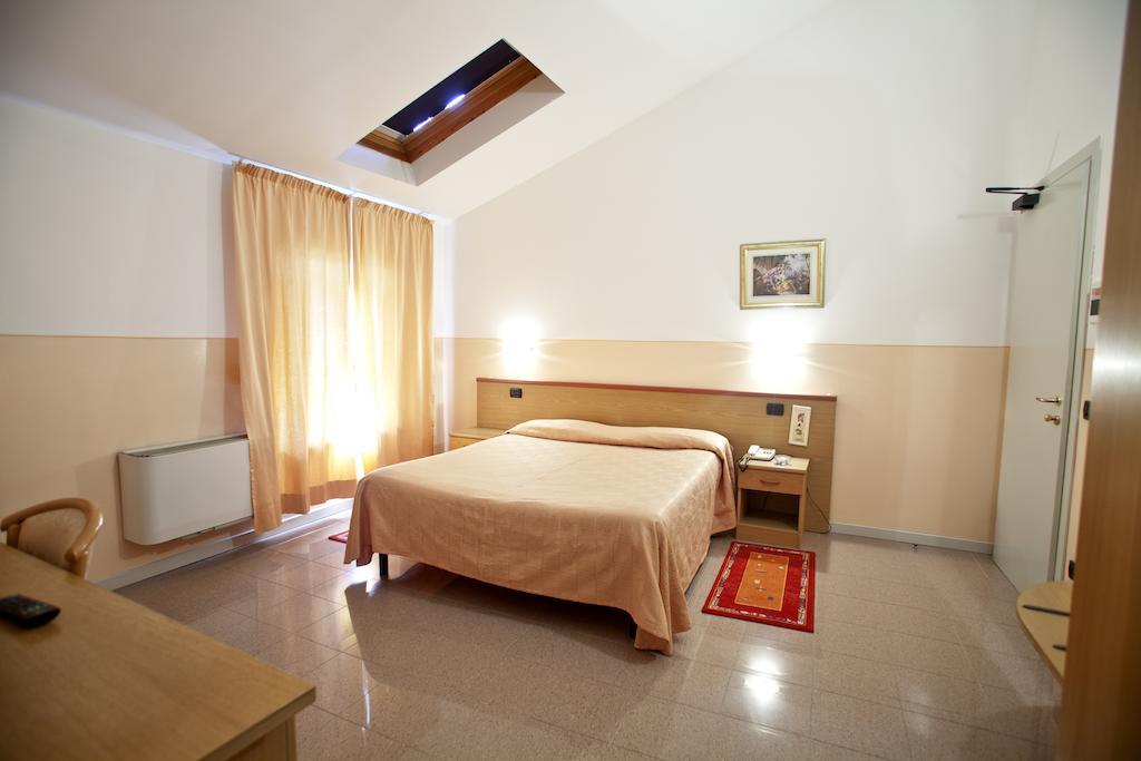 Master Hotel Castelvetro Piacentino المظهر الخارجي الصورة