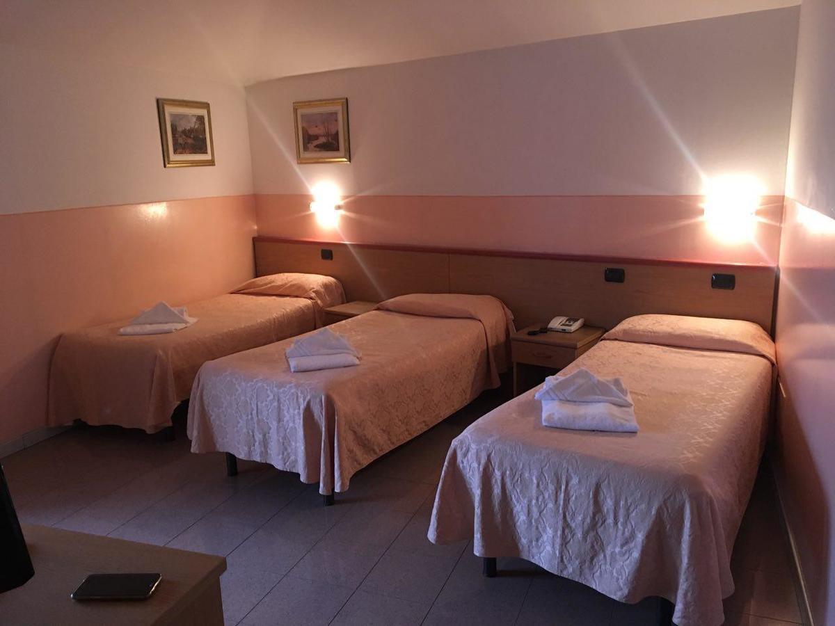 Master Hotel Castelvetro Piacentino المظهر الخارجي الصورة