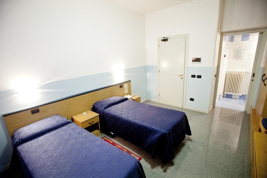 Master Hotel Castelvetro Piacentino المظهر الخارجي الصورة